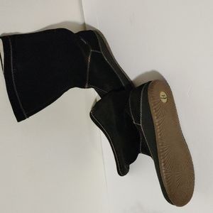 Barefoot by Sporto Black Suede Waterproof  Boots size 8.5